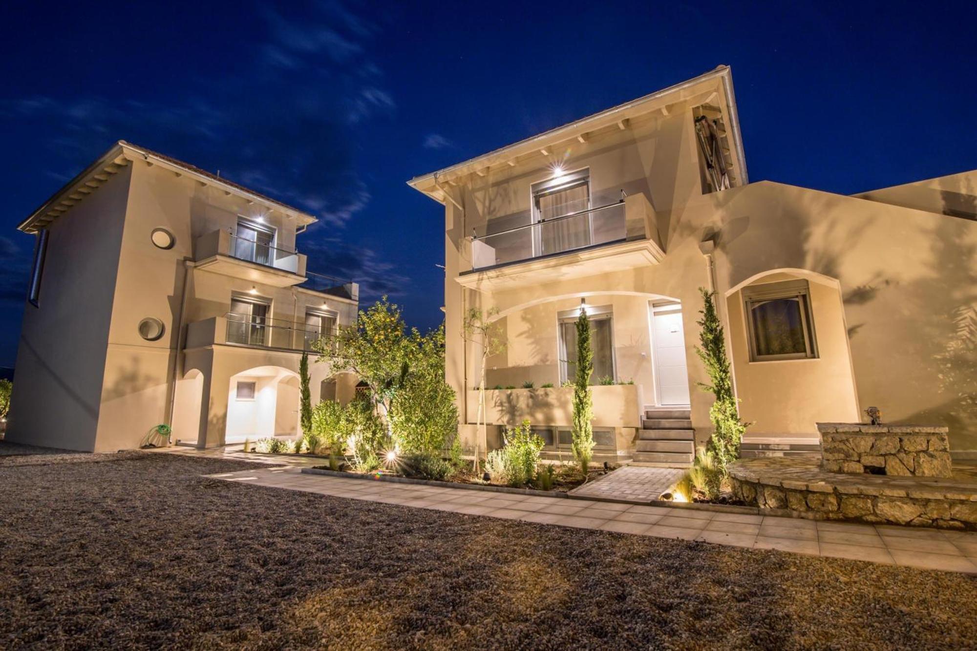 Blue Symphony Suites Apartments Nikiana Exterior photo